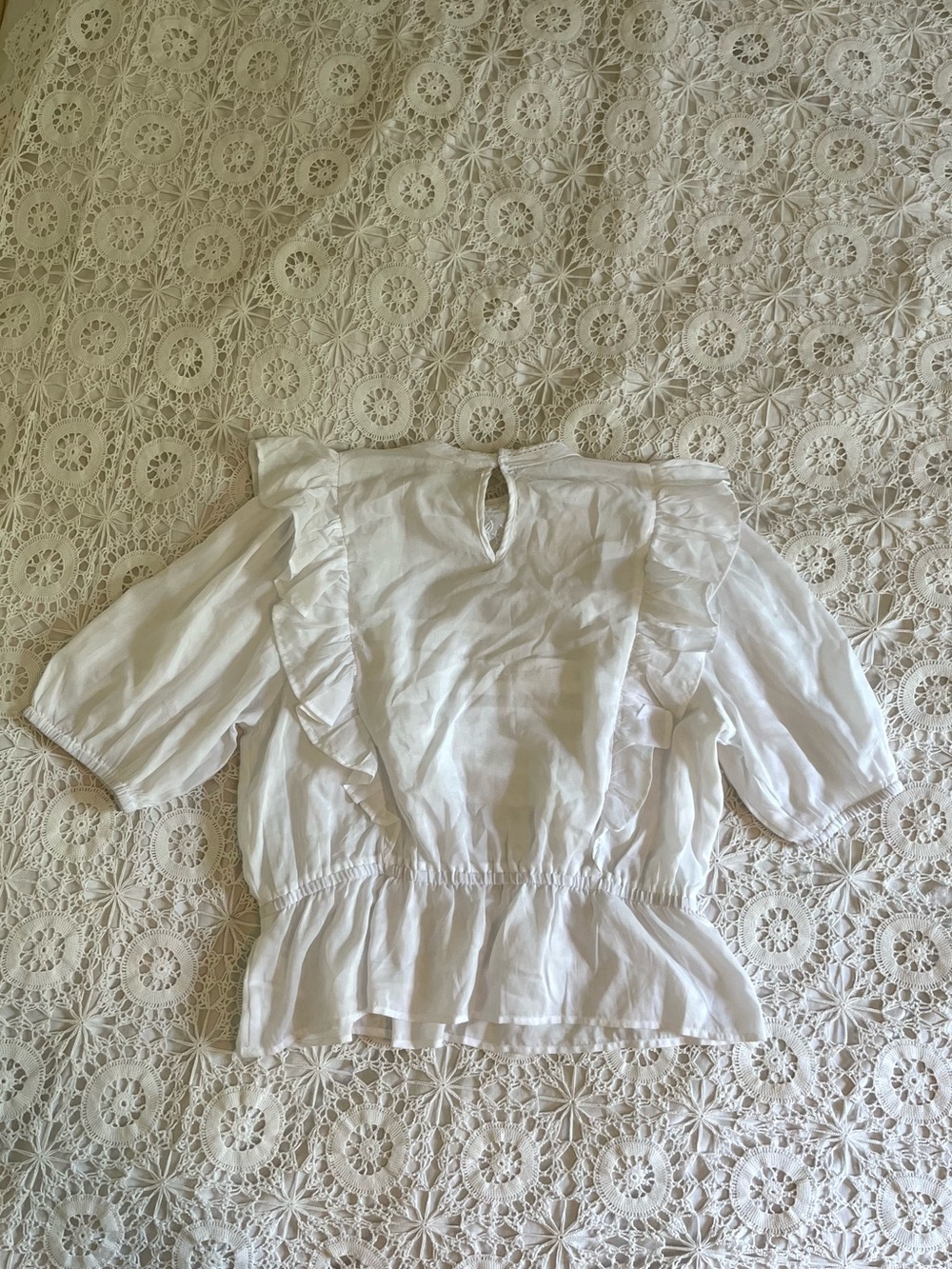H&M white floral embroidered peasant blouse - Picture 5 of 6